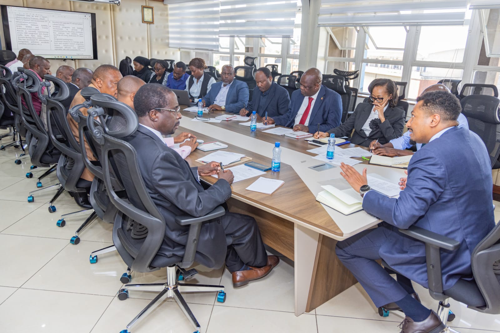 Transport P.S. Holds Consultative Meeting with Federation of Public Transport Sector Members