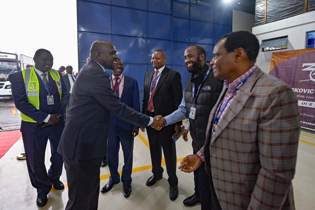 Cabinet Secretary Meets with Kenya Association of Air Operators