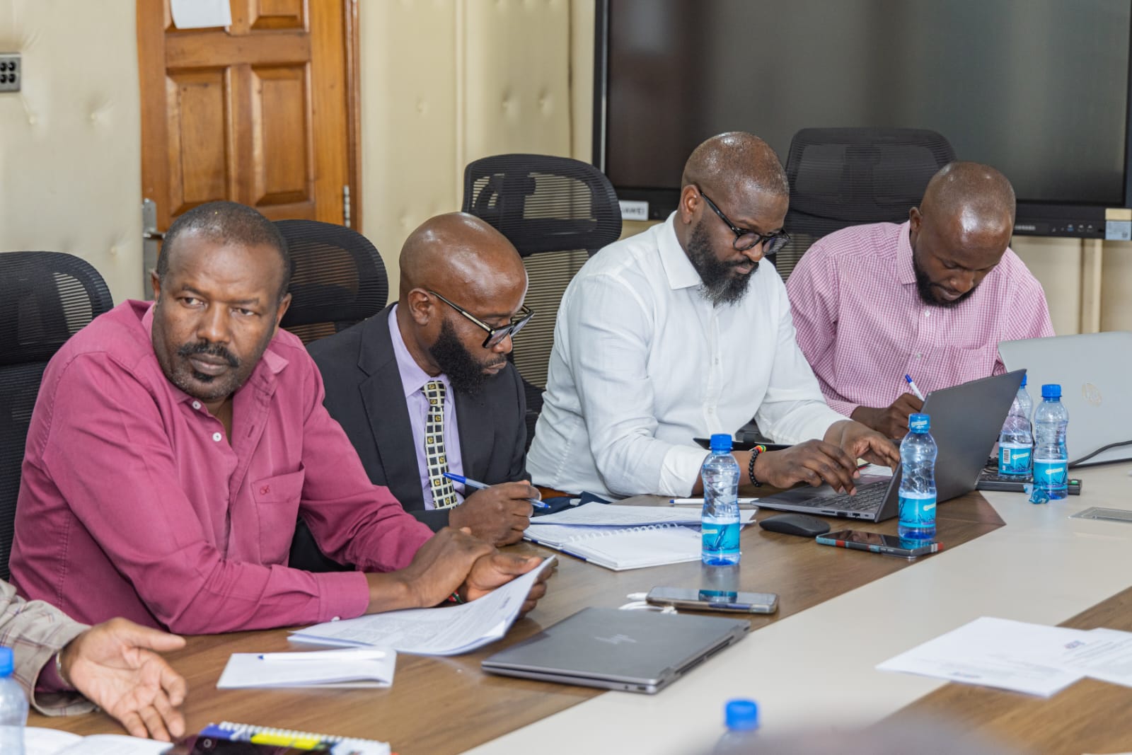 Transport P.S. Holds Consultative Meeting with Federation of Public Transport Sector Members