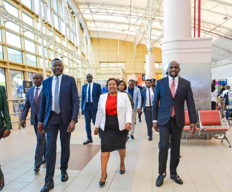 Cabinet Implements Airport Charter to Enhance Operational Efficiency Through Improved Agency Coordination